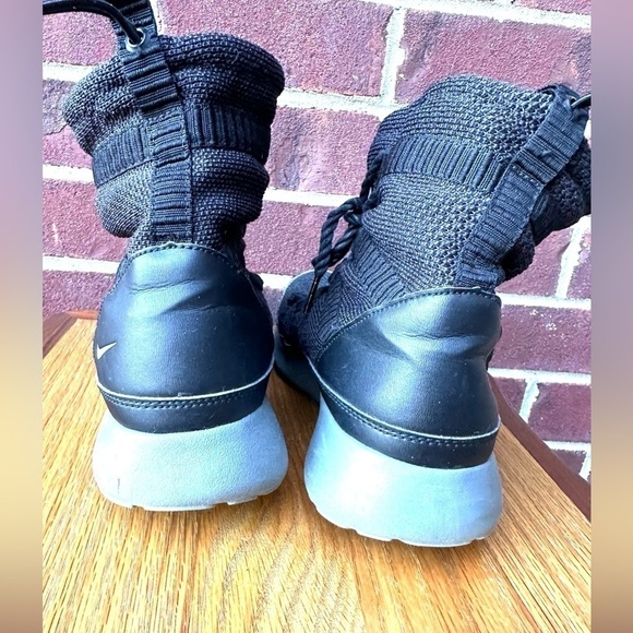 Nike Roshe One Sneaker Boots - Picture 6 of 7